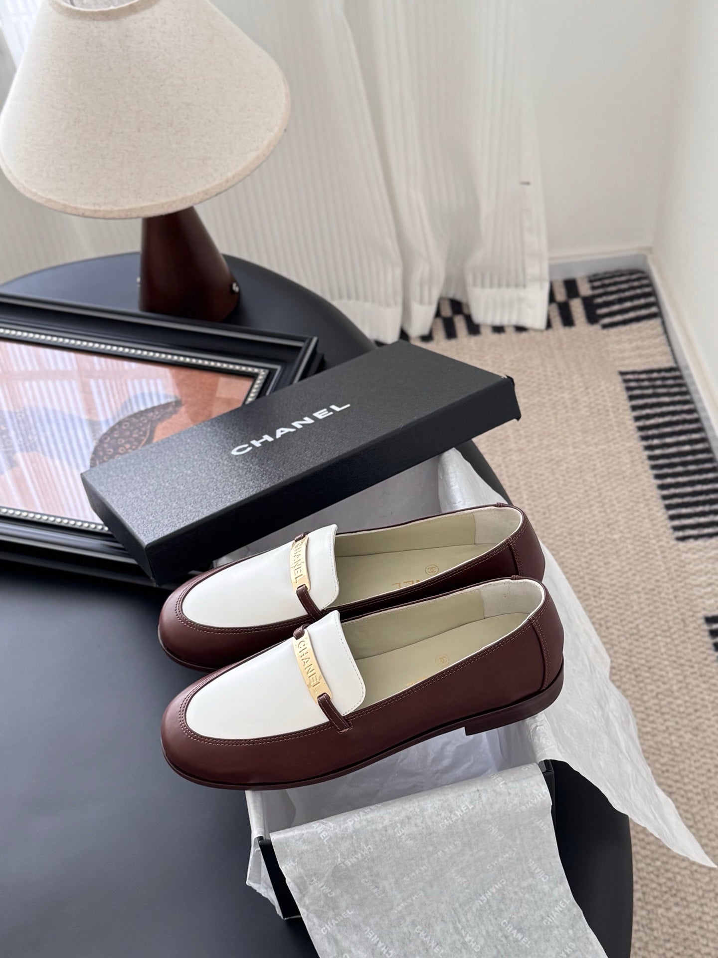 CC 25K   Finition Main Loafers Reddish Brown White Calfskin 458643
