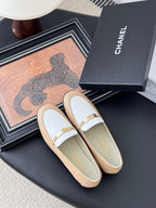 CC 25K   Finition Main Loafers Beige White Calfskin 458644