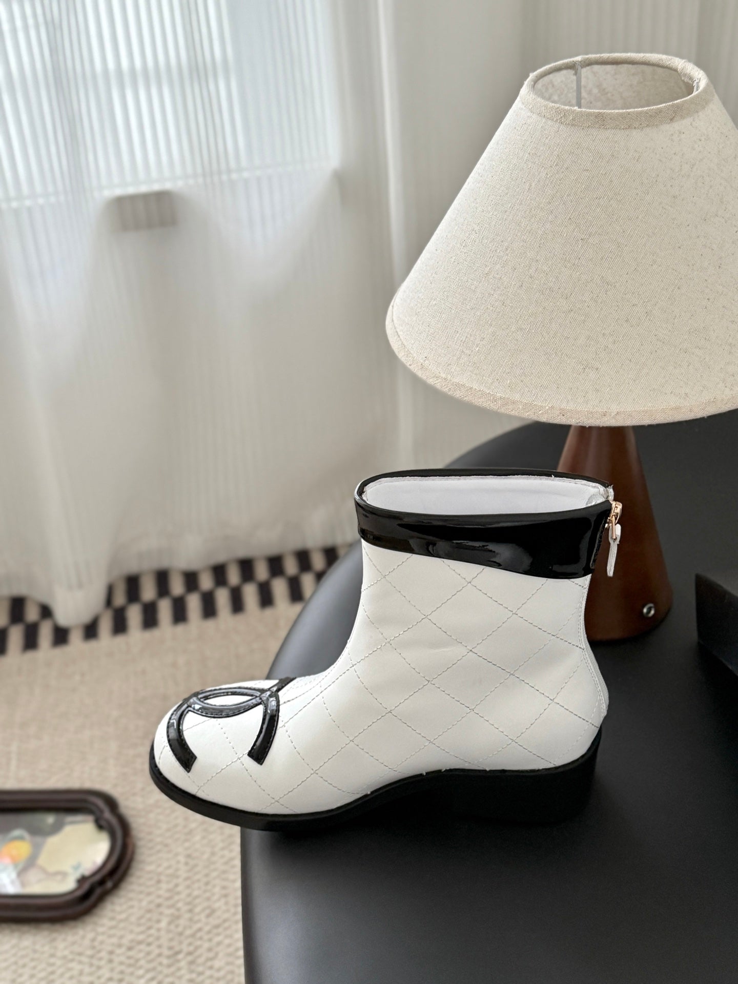 CC 2025   Cambon Mid-Calf Short Boots White Black Cowhide 550633