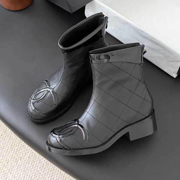 CC 2025   Cambon Mid-Calf Short Boots Black Cowhide 550635