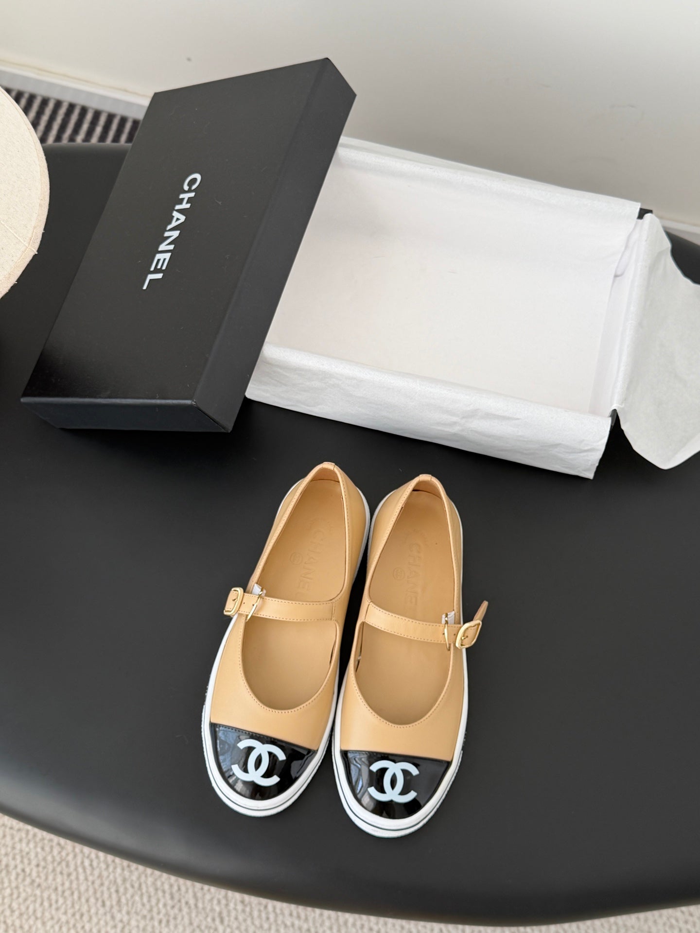 CC 26P Mary Jane Black Beige Patent Leather Lambskin 670805