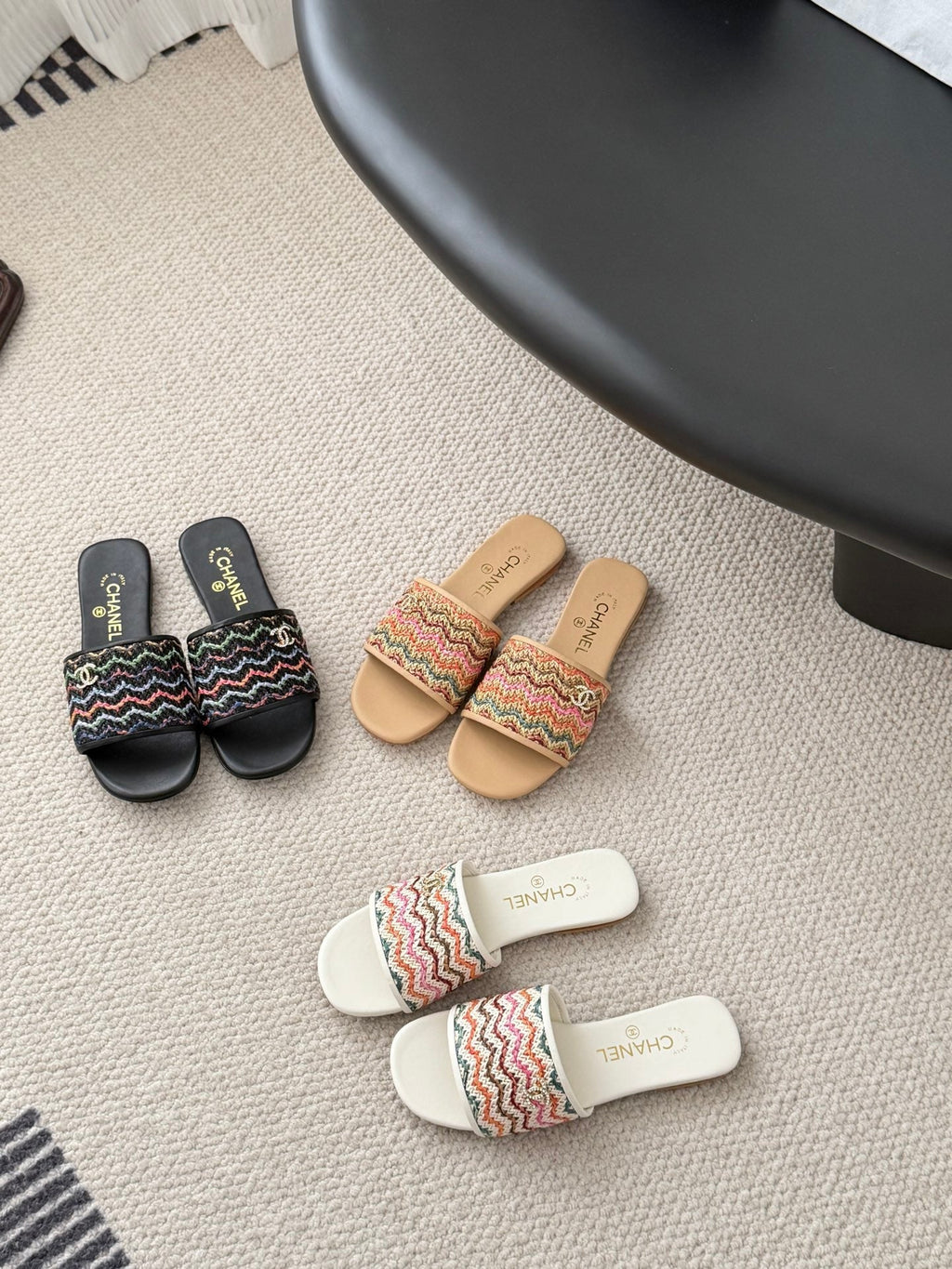 CC 26SS Slippers White Colorful Woven Lambskin 670820