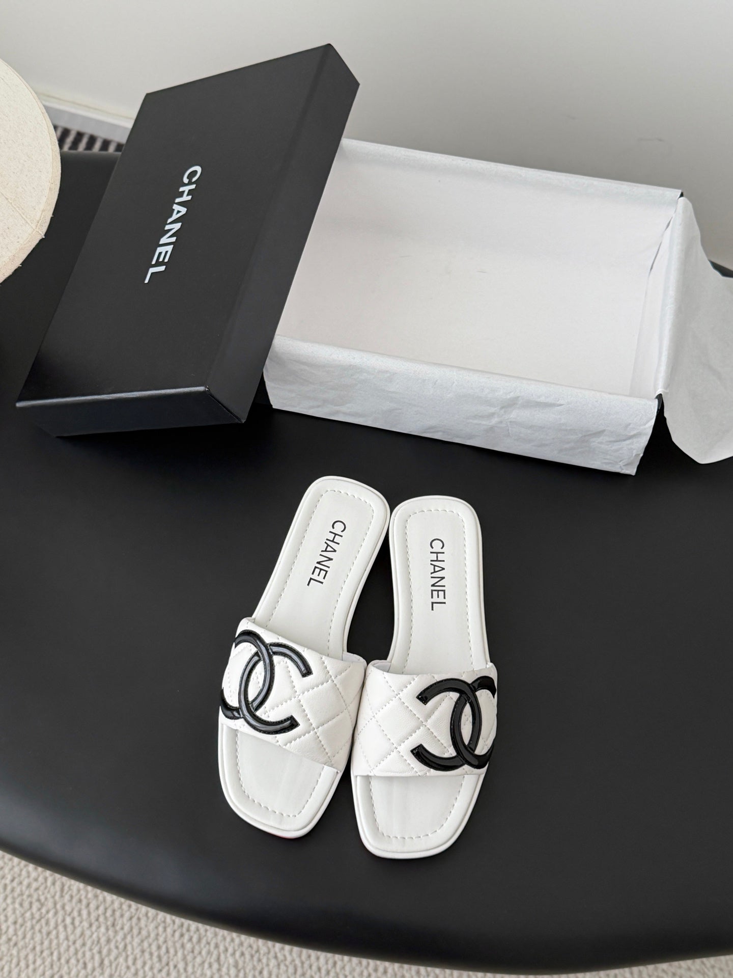 CC 26K Cambon Slippers White Lambskin 670824