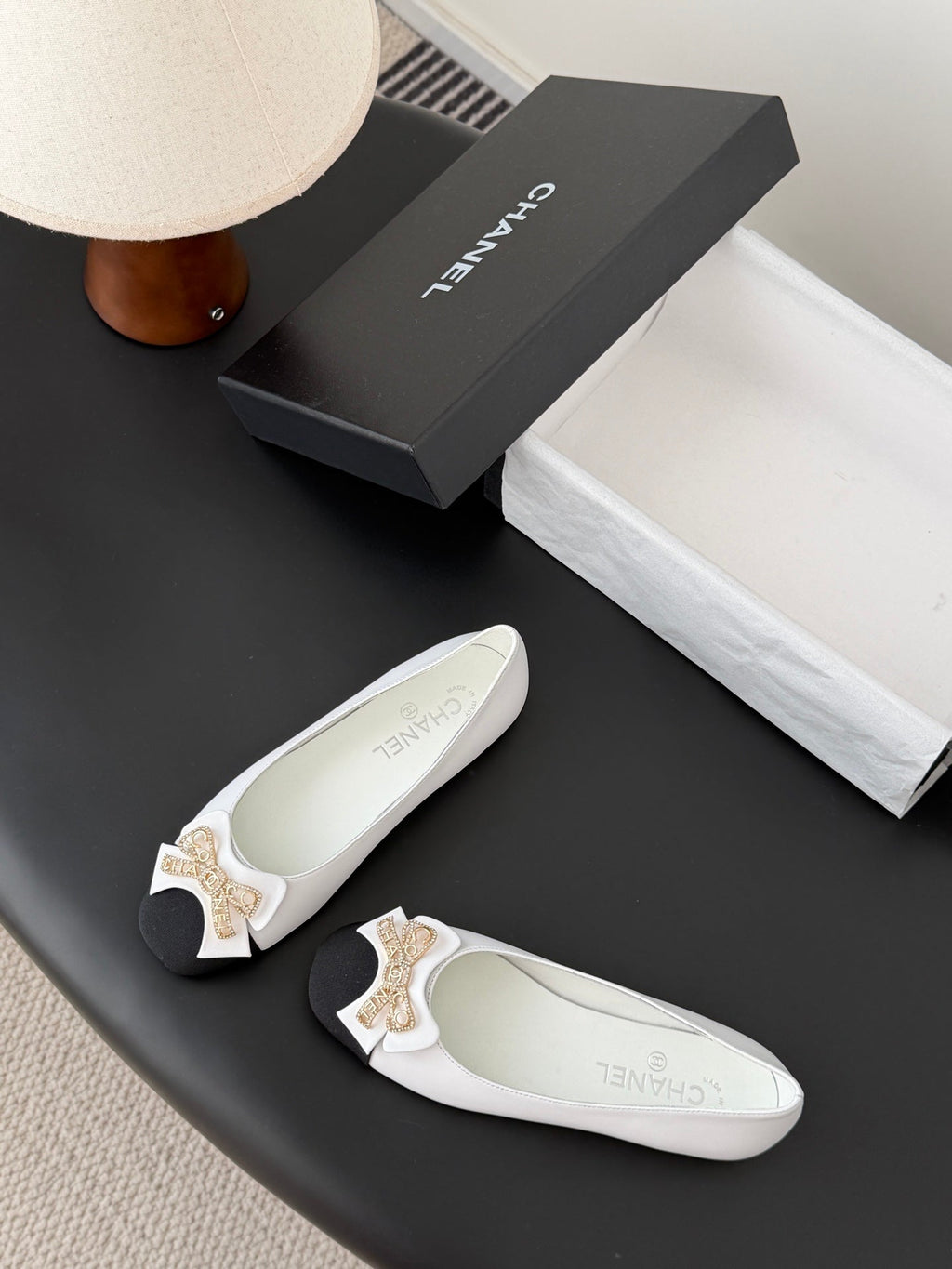 CC 26K Bow Ballet Flat White Black Lambskin Canvas 670829