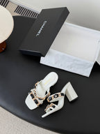 CC 26ss Chain Slippers Black White Sheepskin 670305