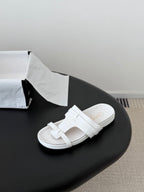 CC 26s Sandals White Sheepskin 670379