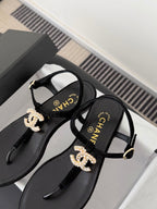 CC Strappy Sandals Black Suede Sheepskin 670380