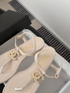 CC Strappy Sandals Cream Suede Sheepskin 670381