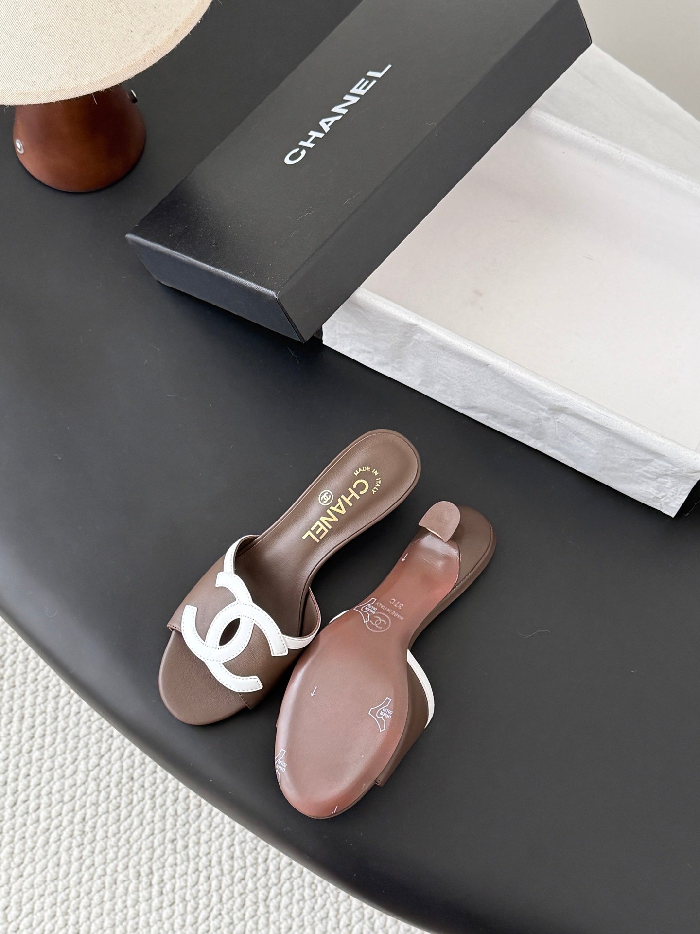 CC 2026 Heeled Sandal White Brown Lambskin 675861