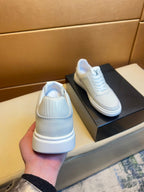 LV SNEAKERS IN WHITE CALFSKIN AND SUEDE