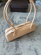 LE TECKEL MEDIUM BAG 32 IN BISQUE GOATSKIN