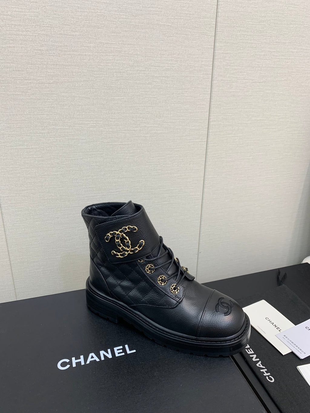 CC Ankle Boots Black Quilted Cowhide