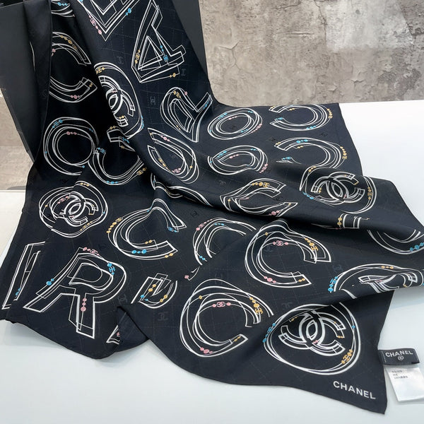 CC Square Scarf 90 CM In Black Mix White Silk 288720