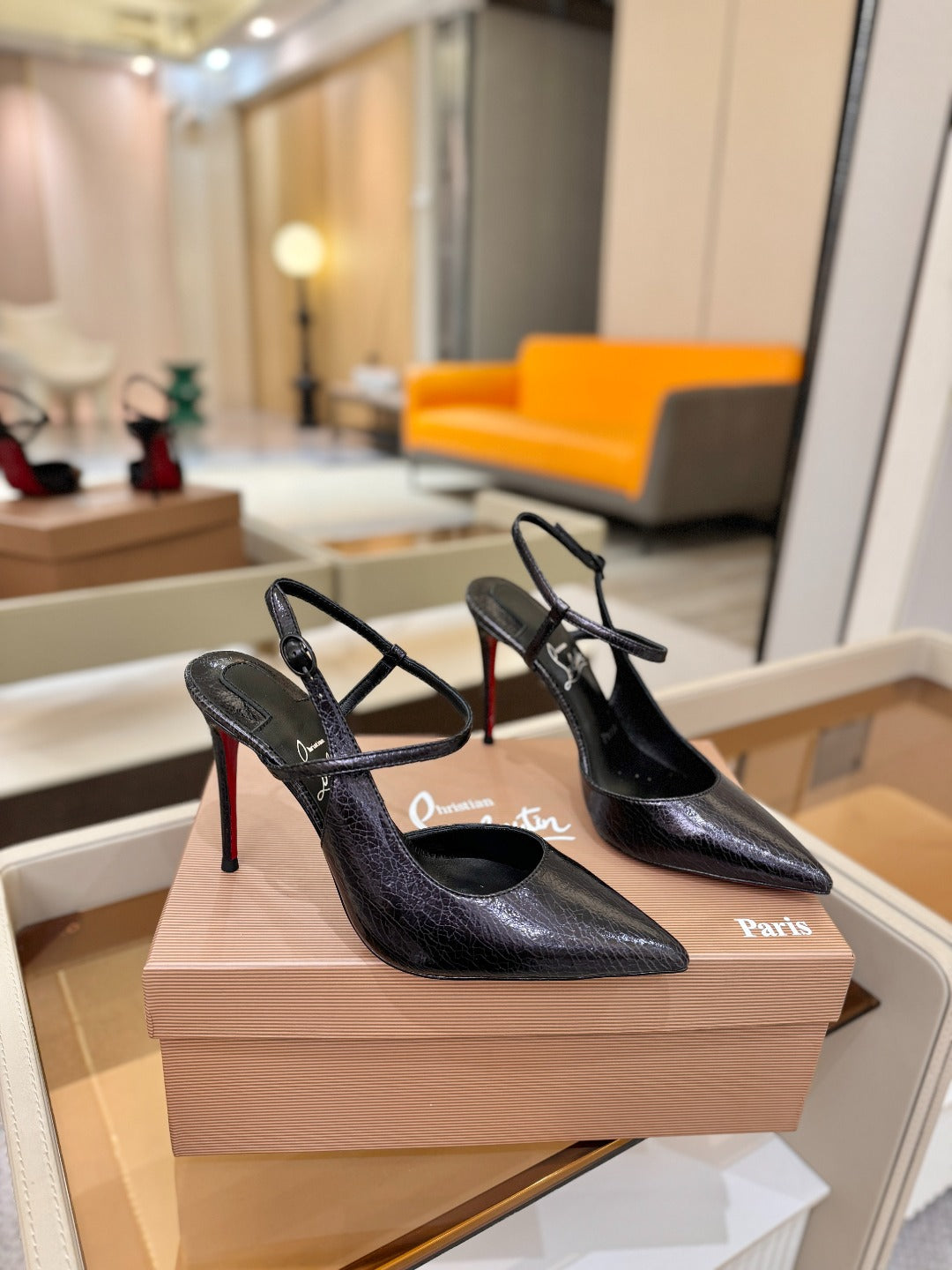 CL Jenlove Slingback 10.5cm Black Glossy Leather 635808