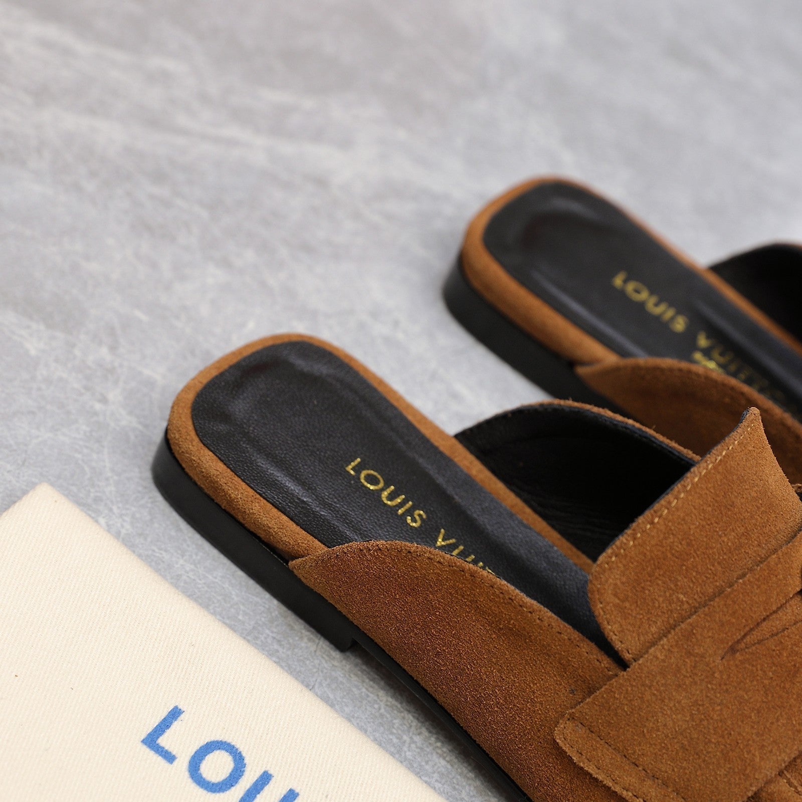 LV 26s Slippers Brown Suede 600812