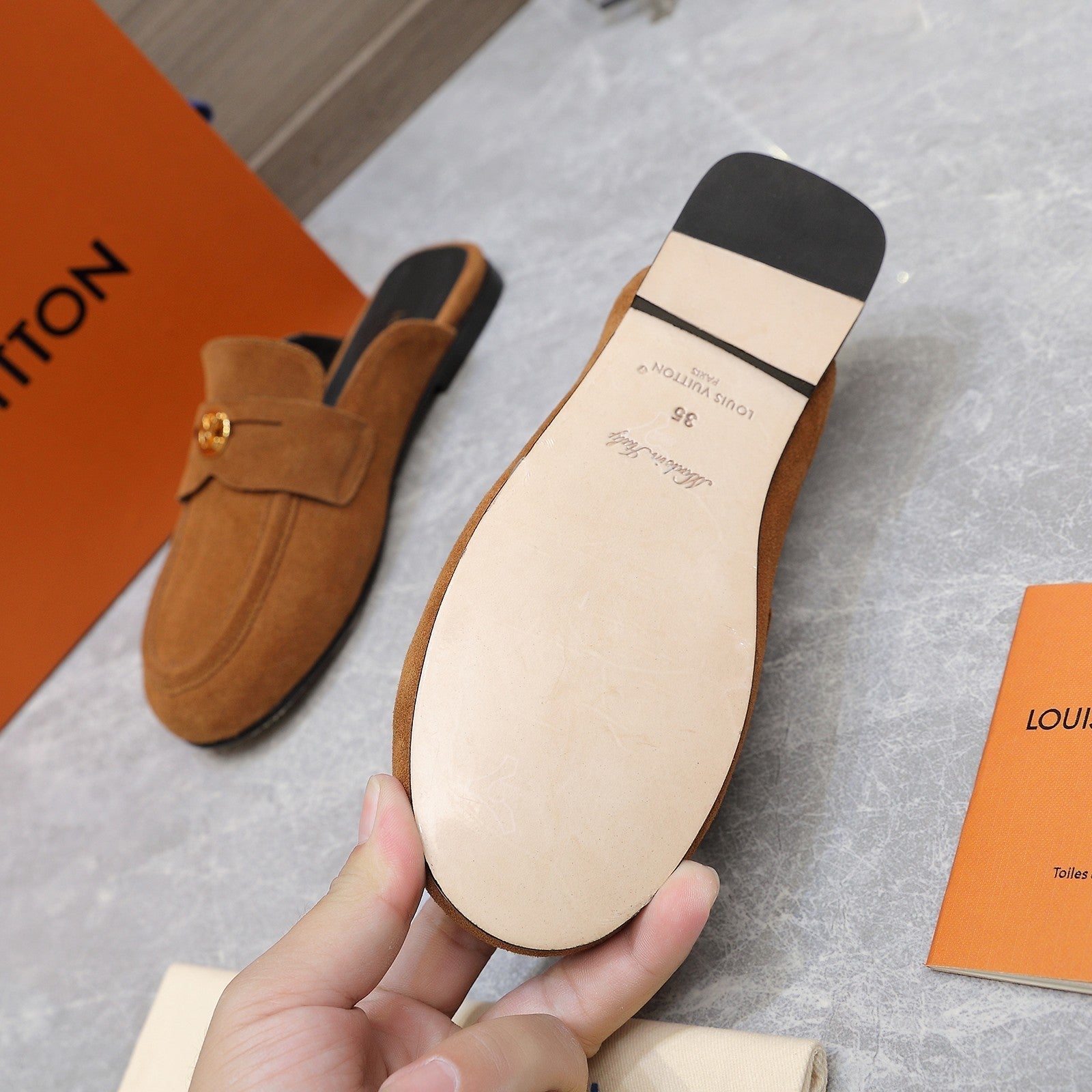 LV 26s Slippers Brown Suede 600812