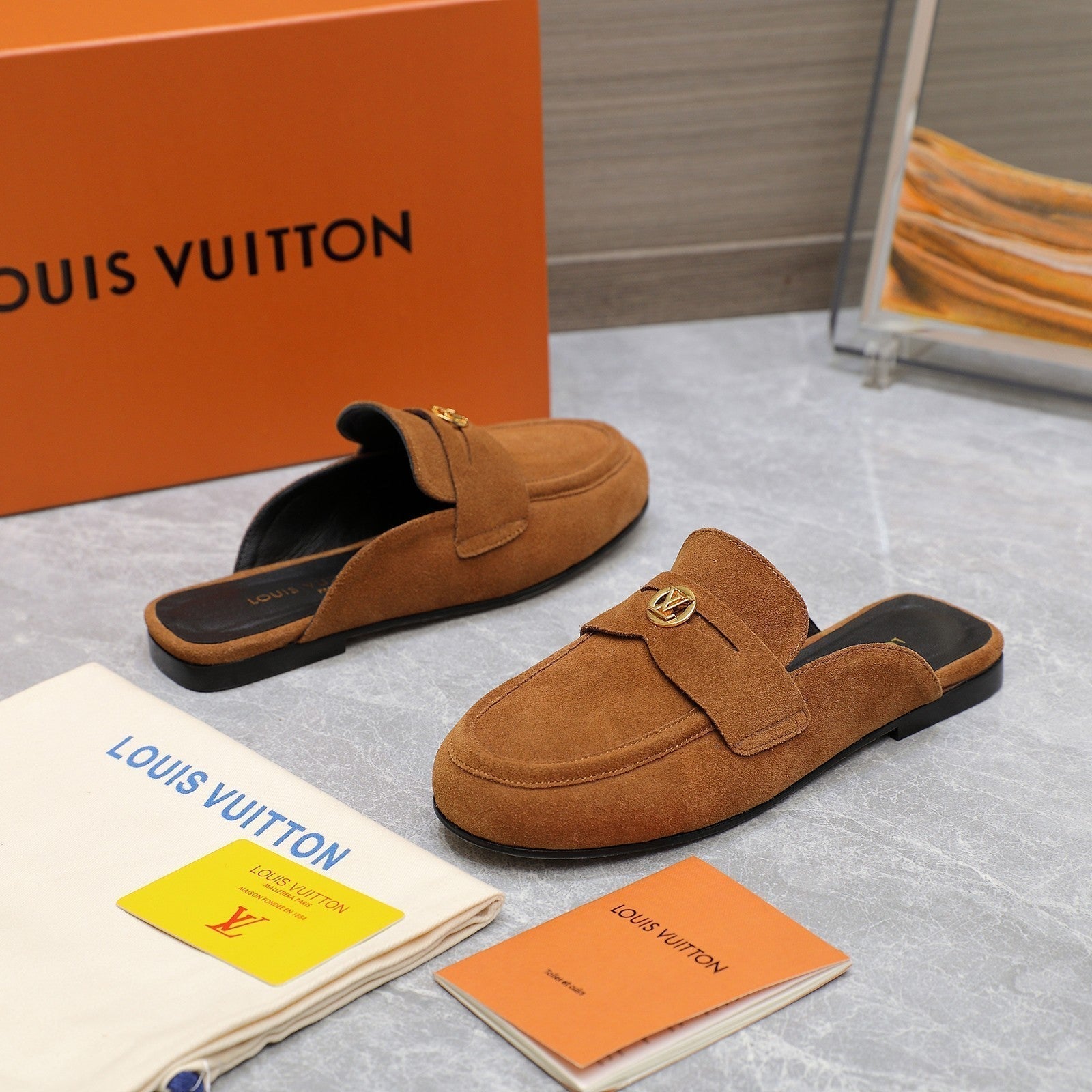 LV 26s Slippers Brown Suede 600812