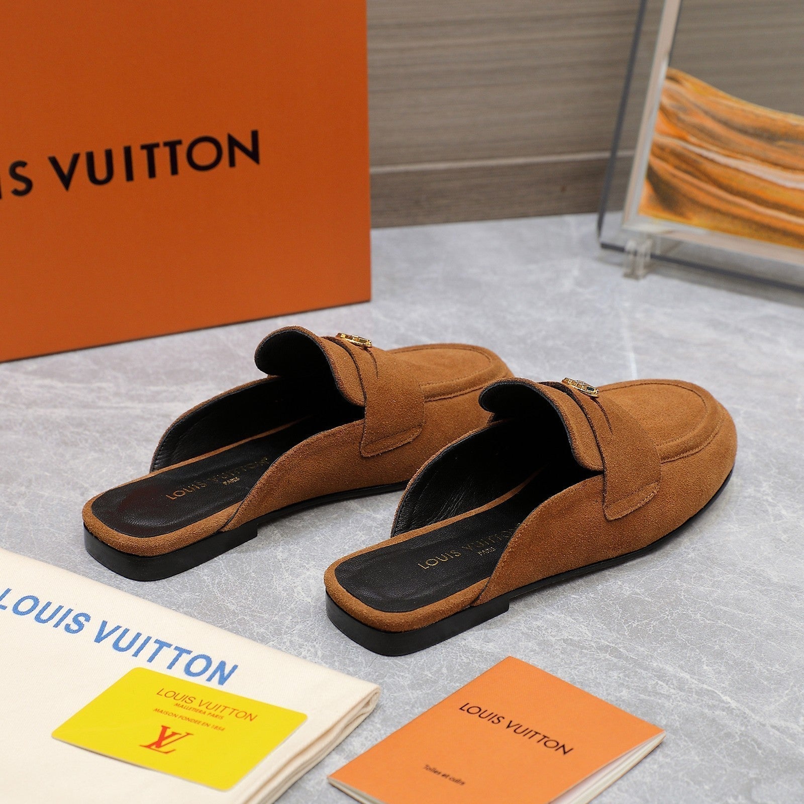 LV 26s Slippers Brown Suede 600812