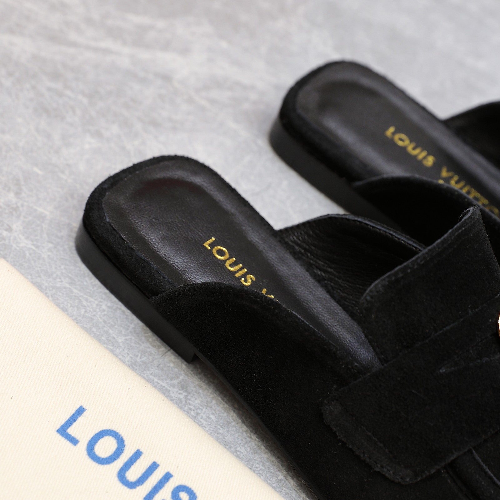 LV 26s Slippers Black Suede 600814