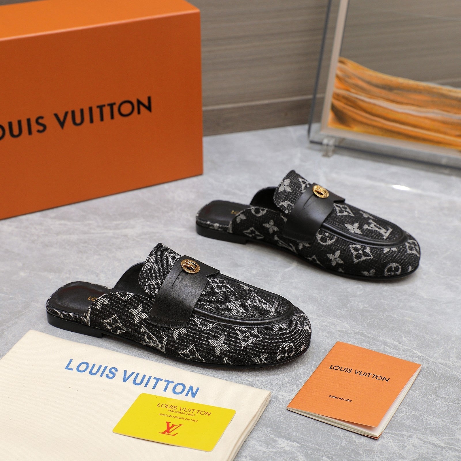 LV 26s Slippers Black Monogram Denim 600815