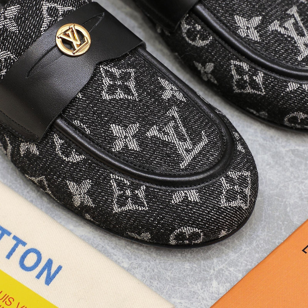 LV 26s Slippers Black Monogram Denim 600815