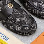 LV 26s Slippers Black Monogram Denim 600815