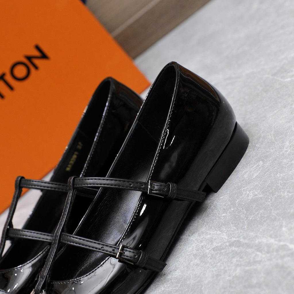 LV 6AM Flat Ballerina Black Patent Leather 601541