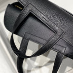HALZAN 25 HANDLE BAG IN BLACK GRAINED CALFSKIN HARD HARDWARE