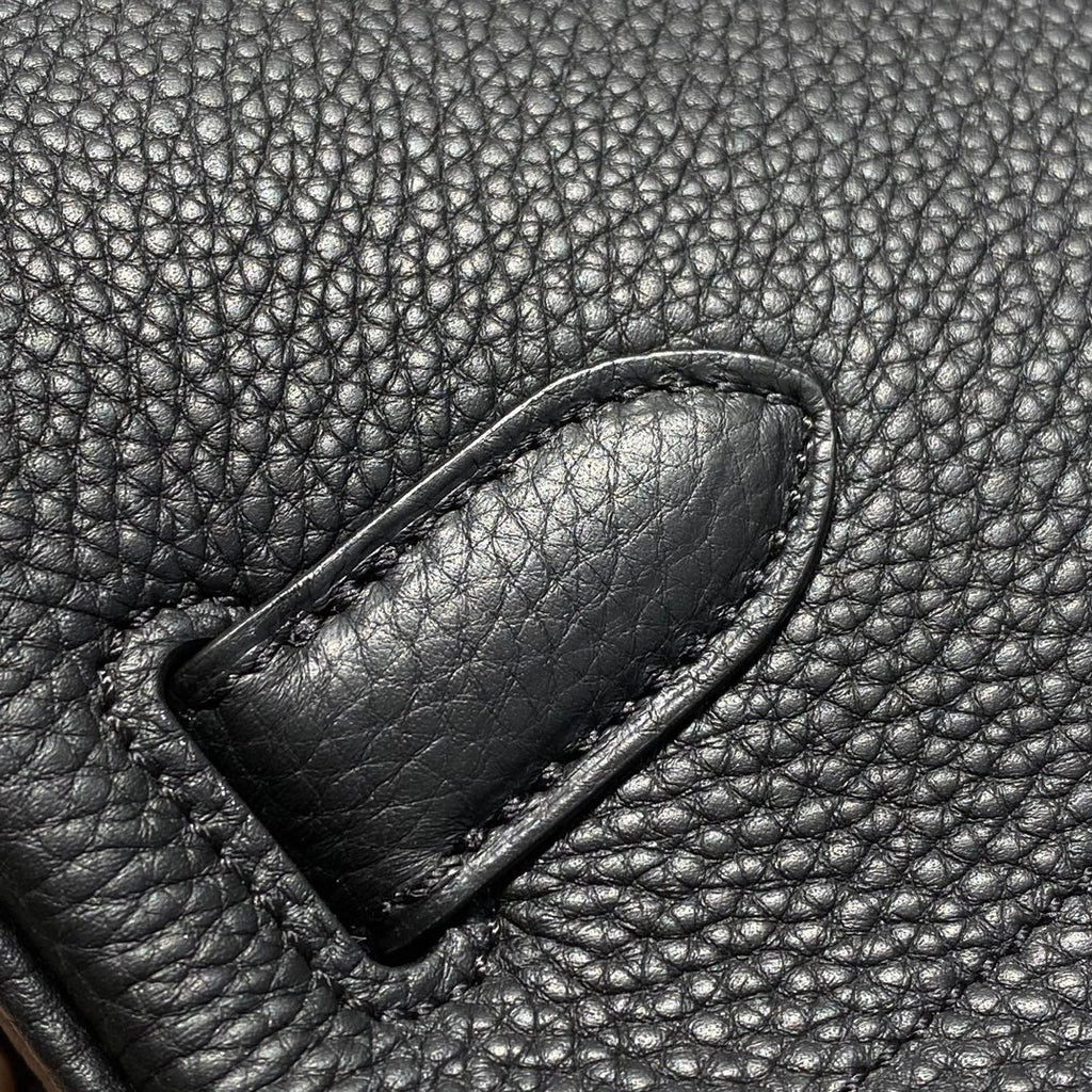 HM Shoulder Birkin 42 Black Cowhide with Gold Hardware 237640