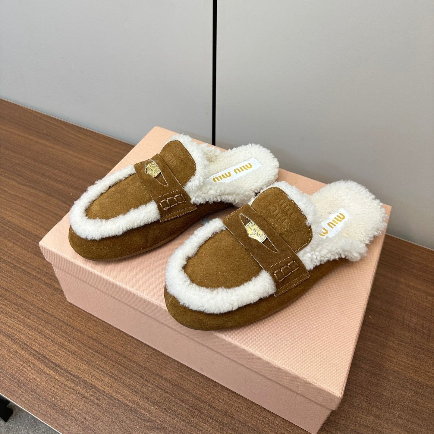 Miu Mule Half Fur   Brown Suede