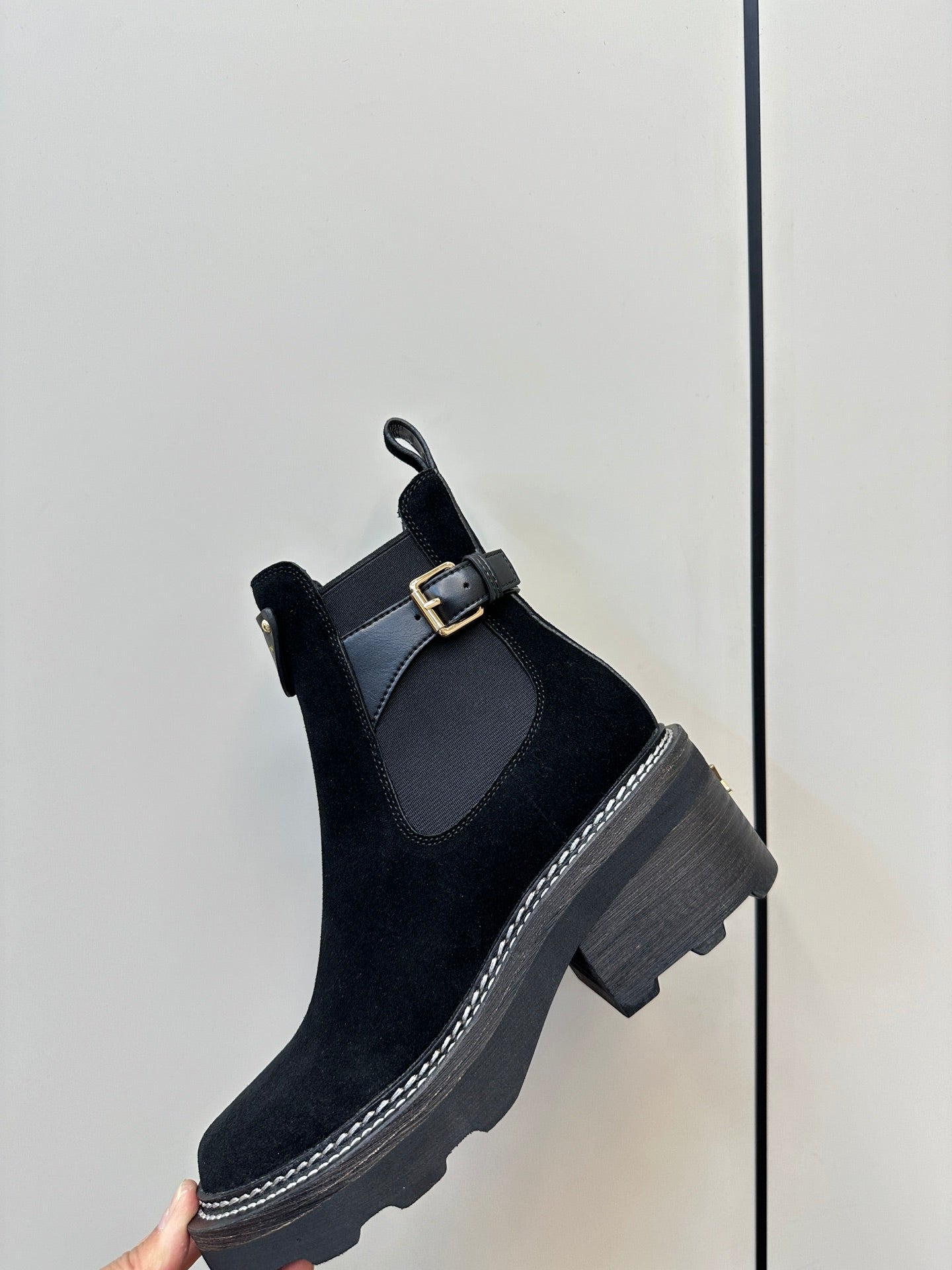 LV Beaubourg Ankle Boot Black Suede