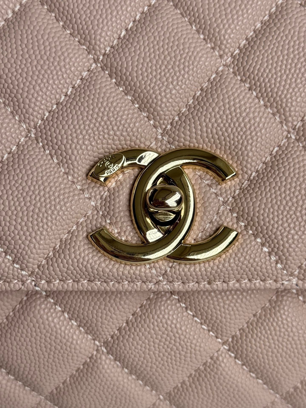 coco handle medium 29cm pink beige quilted caviar leather gold hardware