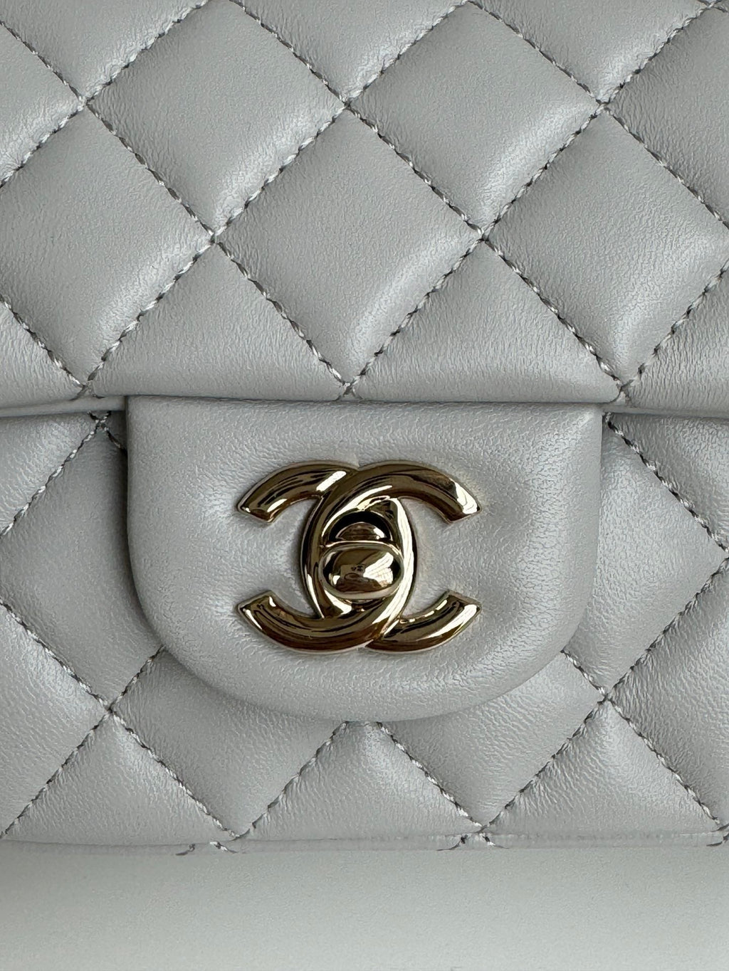 24c mini flap bag 20cm with top handle grey calfskin