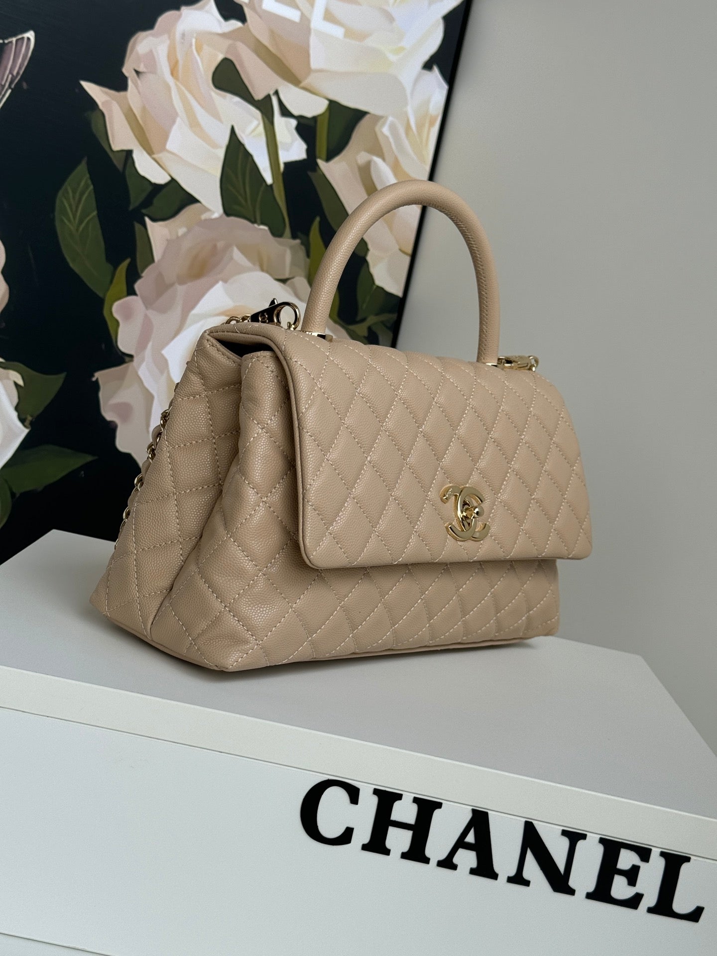 coco handle medium 29cm pink beige quilted caviar leather gold hardware