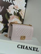 BOY BAG MEDIUM 25 IN PINK NUDE CALFSKIN WITH GOLD HARDWARE