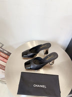 CC 26s Half-Slip Black Patent Leather 596642