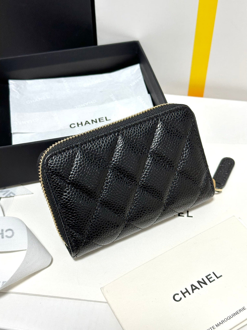 CC Classic Zipped Coin Purse Black Quilted Caviar Gold Buckle 243691