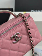 CC 25P Vanity Case 17cm Pink Pastel Leather Silver Hardware 243463