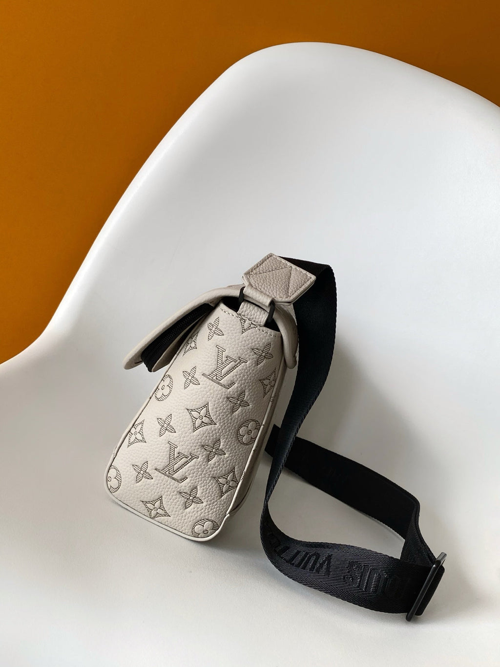 LV Pulse Messenger 26.6cm Sand Color Monogram Shadow embossed calfskin
