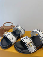 Bom Dia Flat Comfort Mule White Black Monogram Embossed Print Classic 241336