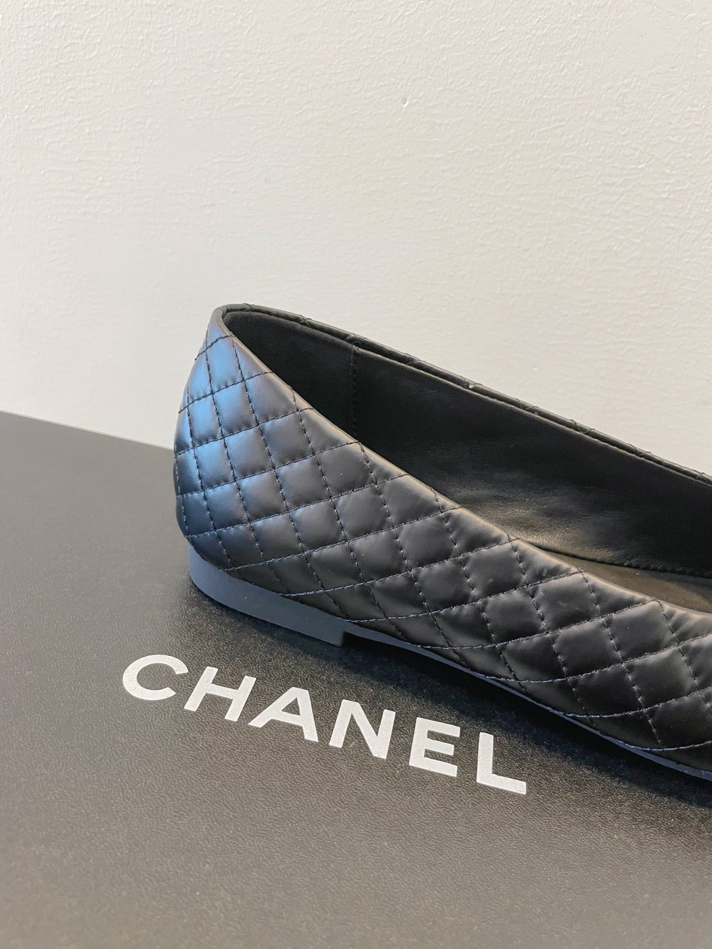 CC 25A Ballet Flat Quited Black Sheepskin 530541
