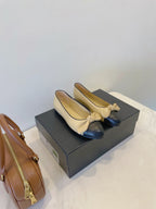 CC Classic Dancing Shoes Black Beige Sheepskin 530545