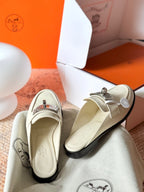HM Hot Slip-on Cream Cafskin 531373