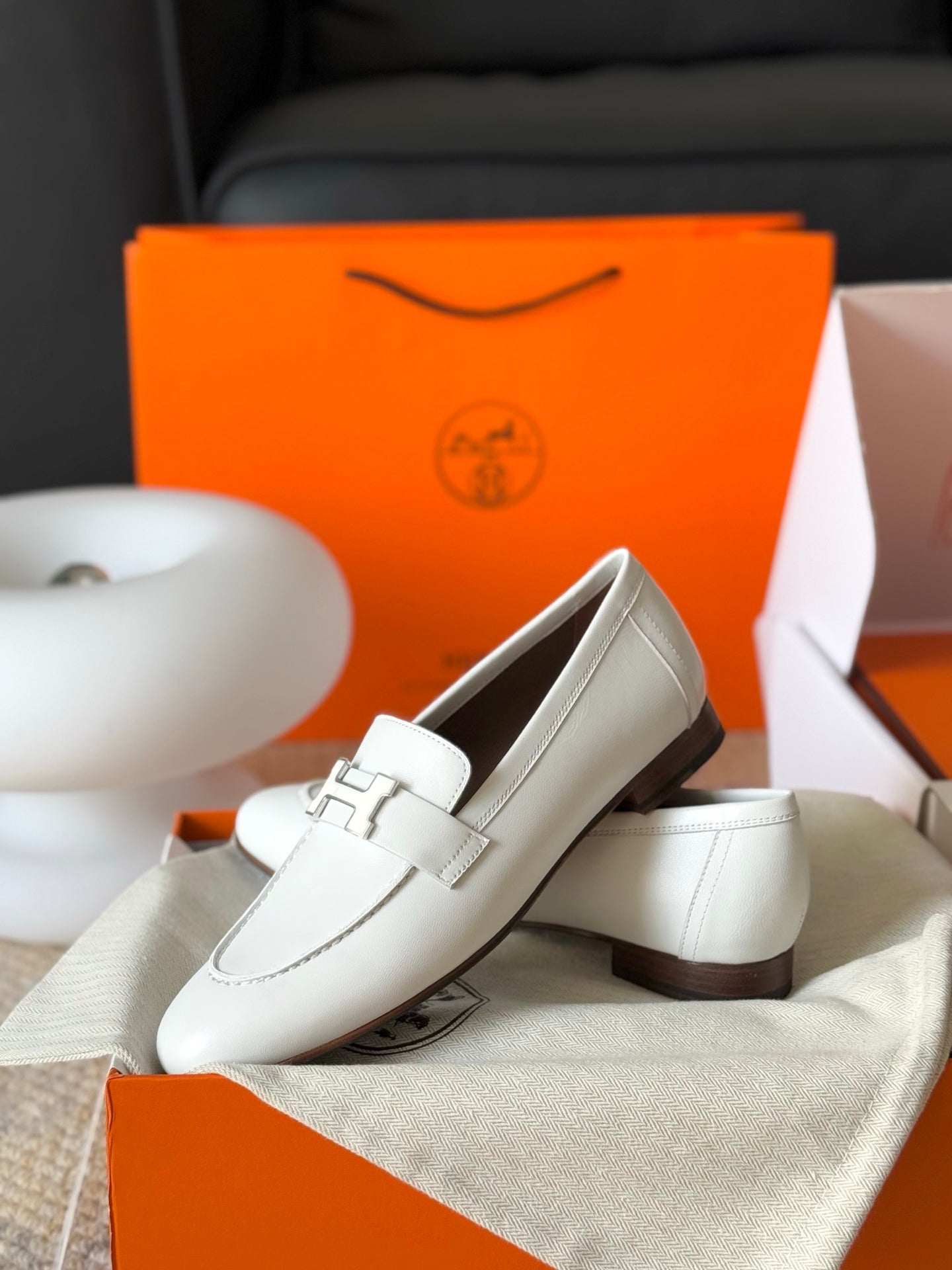 HM Paris Loafers White Calfskin 581242