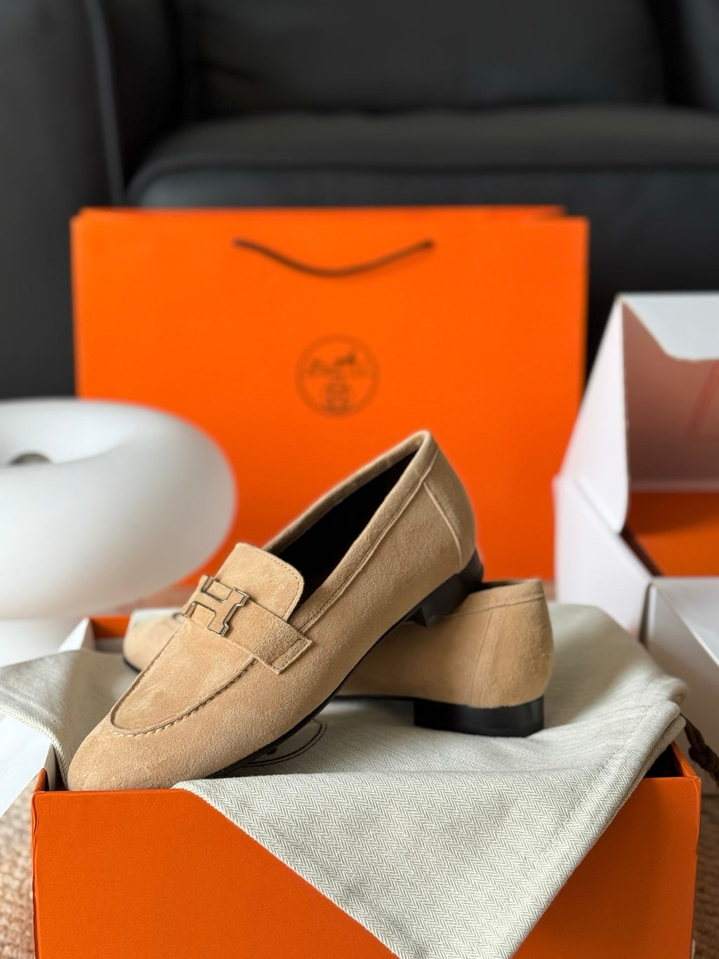 HM Paris Loafers Beige Suede 581245
