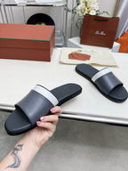 LP SLIPPER PATHON PEWTER CALFSKIN