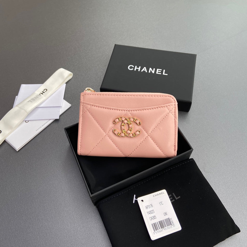 CC 19 Zipper Card Holder Pink Sheepskin GHW 234764