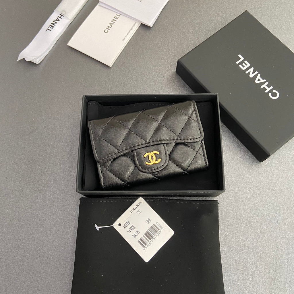 CC Zipper Flap Card Holder Black Sheepskin 234677