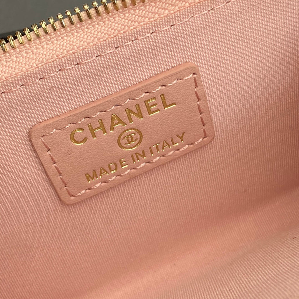 CC Hook & Chain Zipper Card Holder Light Pink Caviar GHW 234725