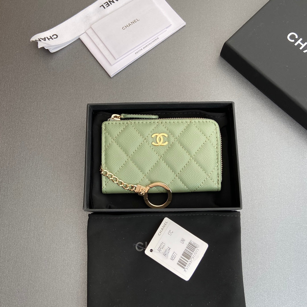 CC Hook & Chain Zipper Card Holder Light Green Caviar GHW 234727